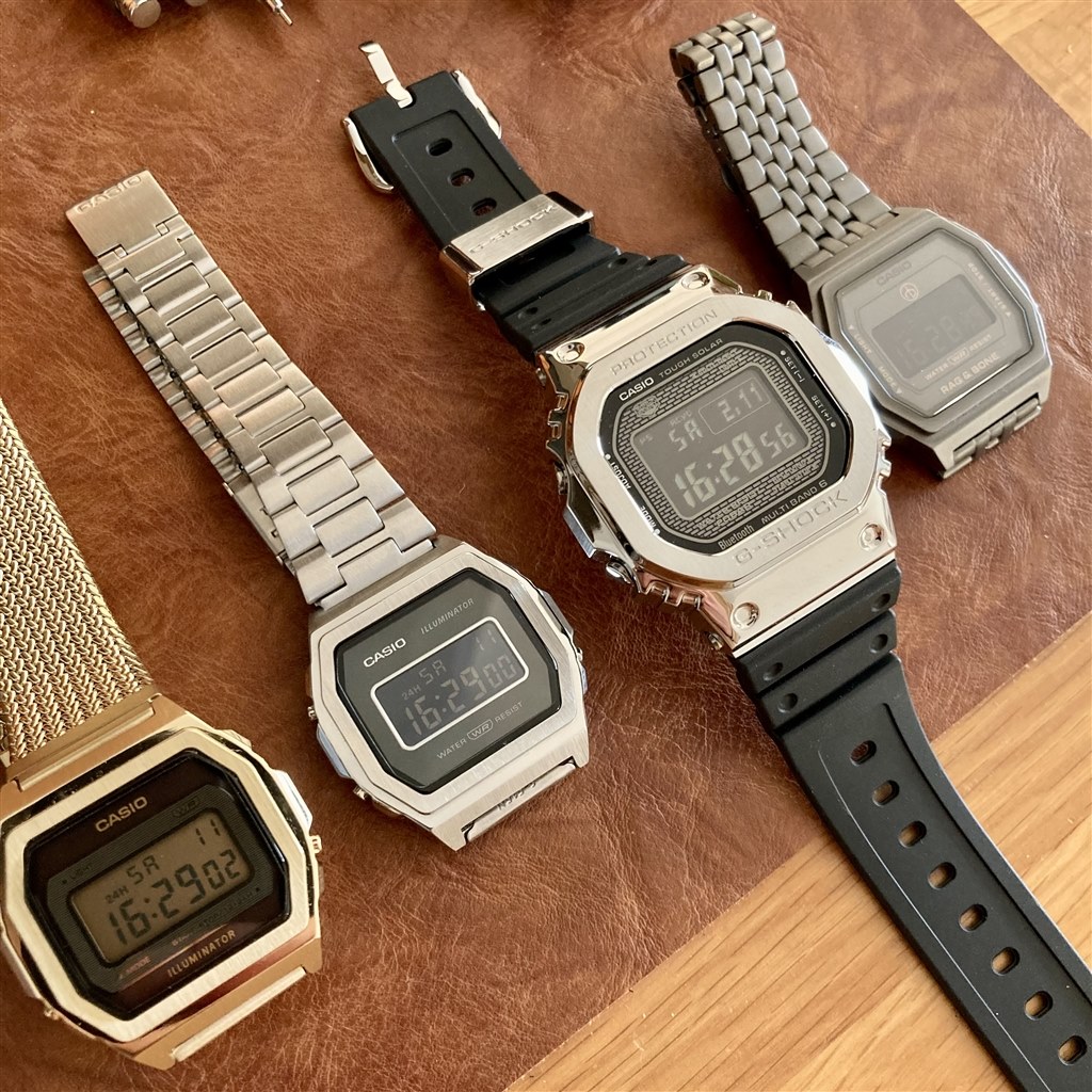 年式何ですかCASIO G-SHOCK 腕時計 GMW-B5000-1JF メタルバンド - 時計