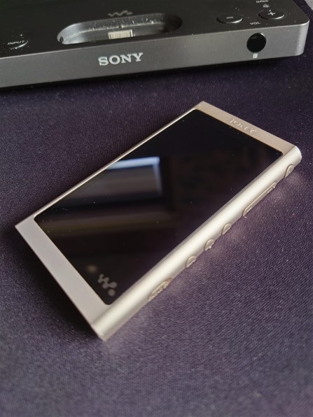 SONY NW-A55 (N) [16GB ペールゴールド] 価格比較 - 価格.com