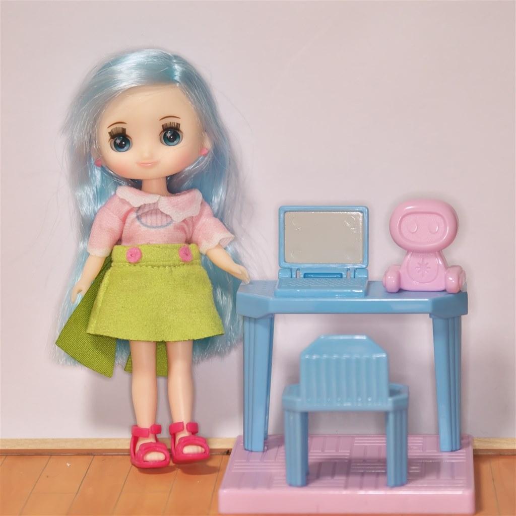小さなリケジョ！可愛い♪』 バンダイ リンキーココ -サイエンス