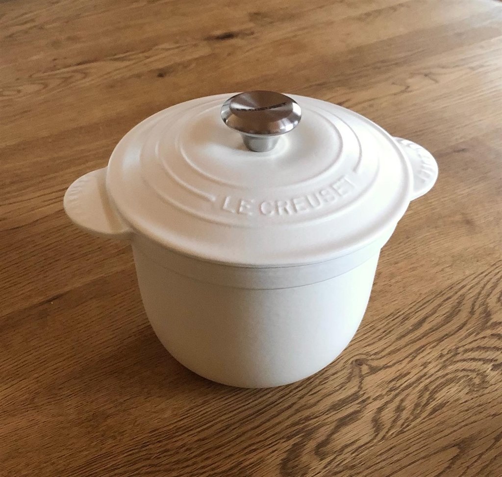 ガス火の場合、コットン色は底周囲に色がつきやすい』 ル