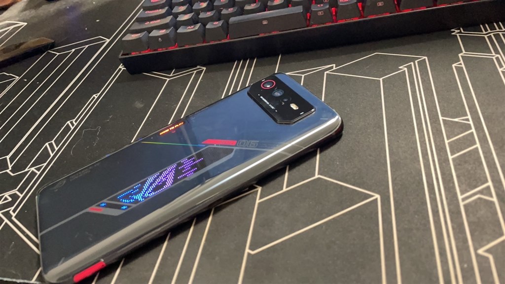 初めてのゲーミングスマホ』 ASUS ROG Phone 6 256GB SIMフリー