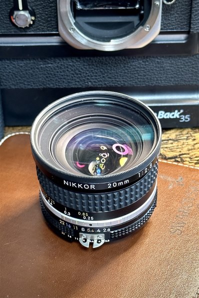ニコン Ai Nikkor 20mm f/2.8S 価格比較 - 価格.com