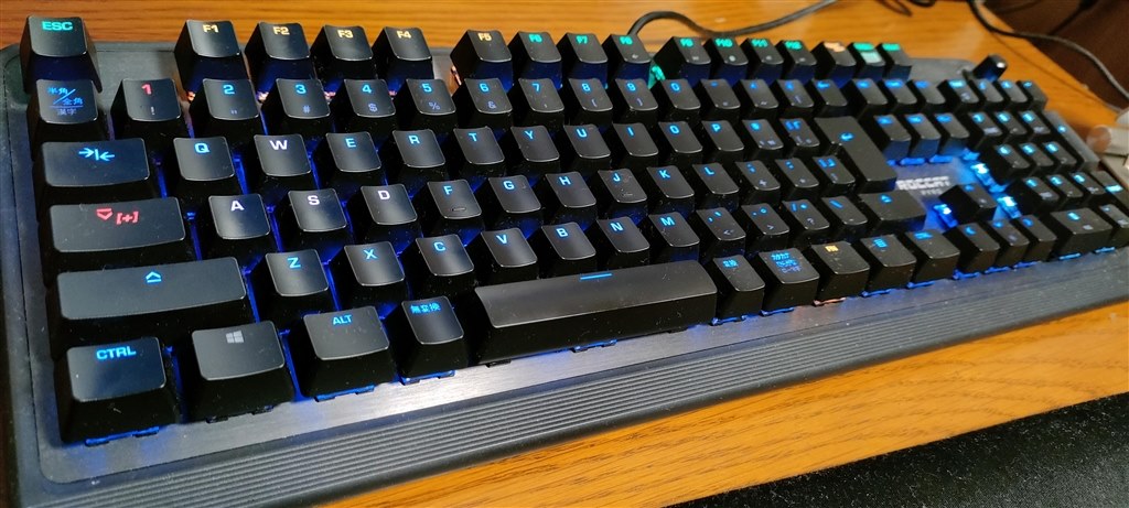 roccat pyro usb メカニカルキーボード 赤軸