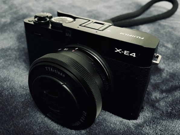 カメラ デジタルカメラ 富士フイルム FUJIFILM X-E4 ボディ 価格比較 - 価格.com