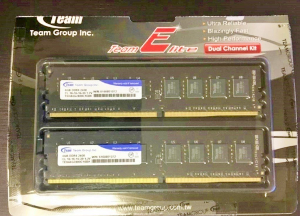 安価な汎用メモリーでした』 Team TED48GM2400C16DC01 [DDR4 PC4-19200