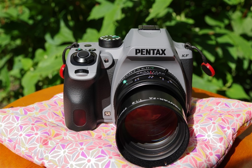 KF ストーン Monochrome (ウソ)』 ペンタックス PENTAX KF ボディ 直販限定モデル [ストーン]  5g＠さくら餅さんのレビュー評価・評判 - 価格.com