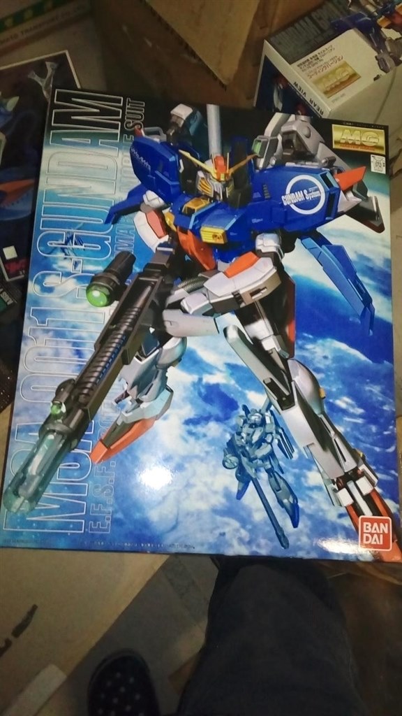 傑作キットだが、玄人向け』 BANDAI MG 1/100 ガンダム
