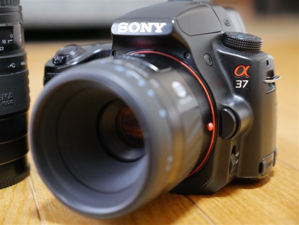 新品大特価 SONY SLT−A37 SLT-A37Y α37 単焦点広角レンズ付き Q85n4