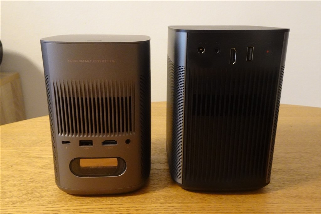 明るさ以外は最上位にも匹敵する実力の小型卓上プロジェクター』 XGIMI
