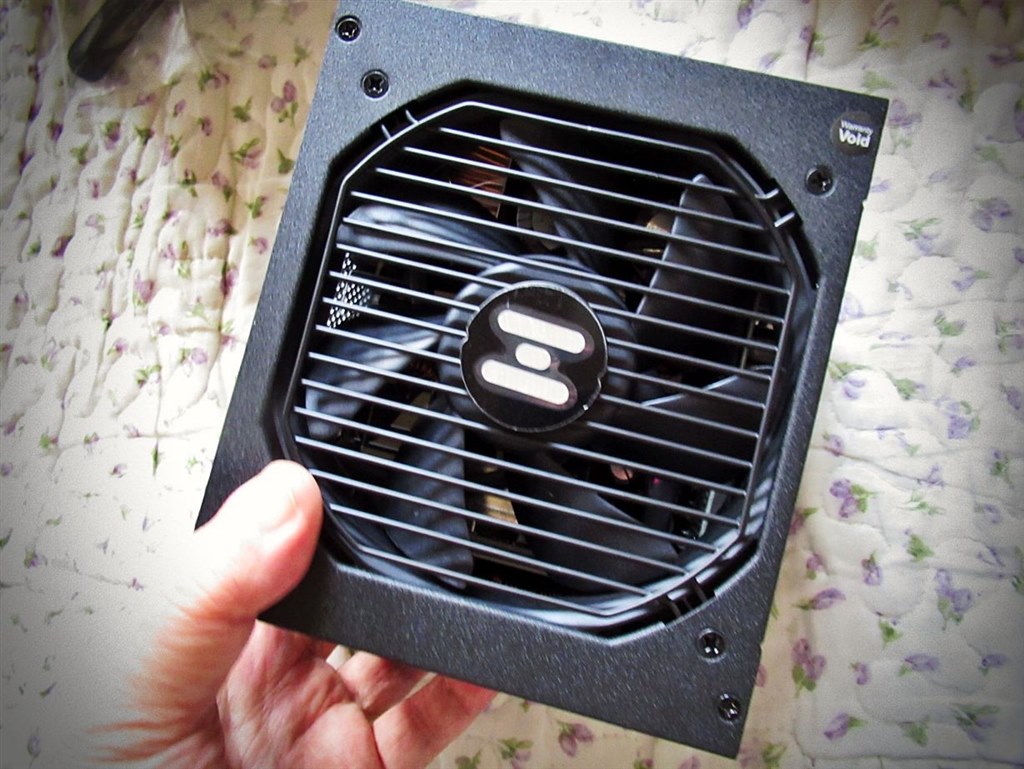 ATX3.0じゃないけど、安かったので手に入れました。』 FSP ATX3.0じゃないけど、安かったので手に入れました。』 FSP