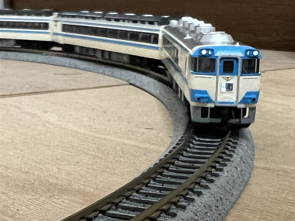 模型は軽やかに走行します』 トミーテック JR キハ181系特急ディーゼル