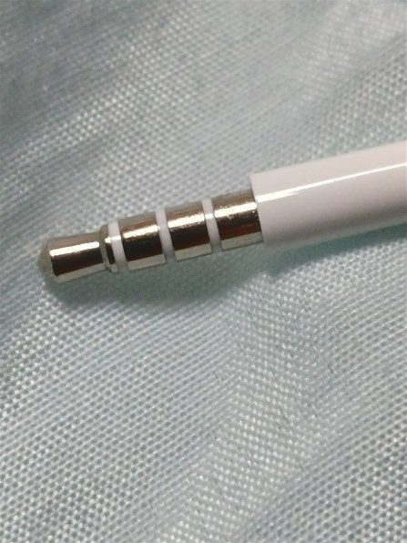 Apple EarPods with 3.5mm Headphone Plug MNHF2FE/A 価格比較 - 価格.com