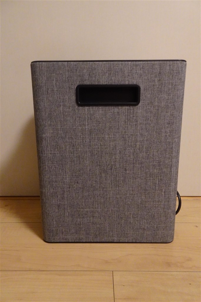 ノズルハンガーの機構も秀逸！ファブリック調の「カラリエ