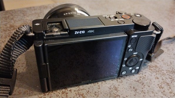 SONY  VLOGCAM ZV-E10L  パワーズームレンズキット一式セット Amazon | SONY(ソニー) 【ZV-E10L と グリップ セット】 快適にVlog