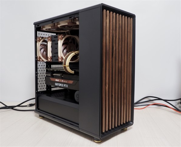 pcケース　Fractal design North TG