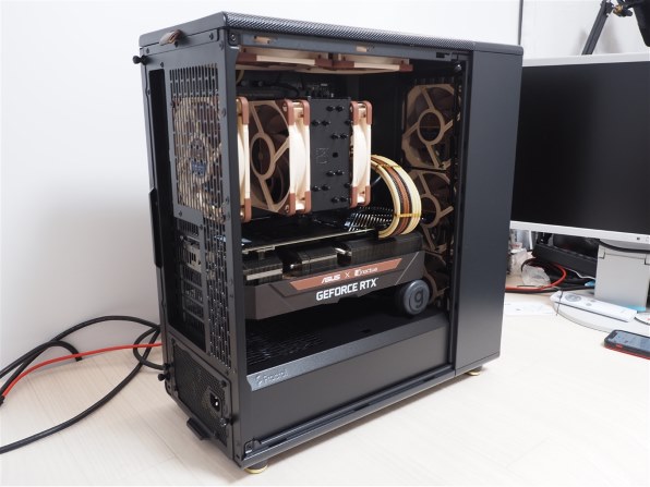 Fractal Design North TG FD-C-NOR1C-02 [ブラック/ダーク]投稿