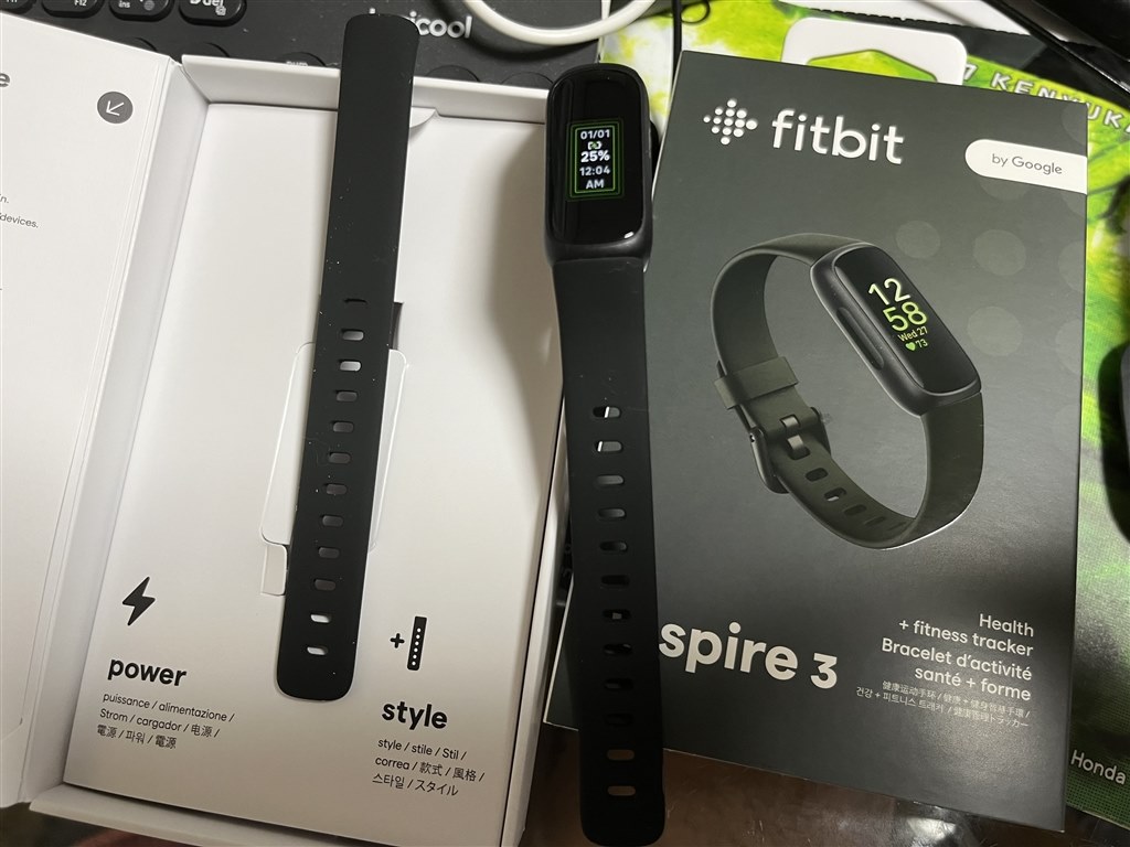 ようやく辿り着いた理想のウエアラブルデバイス』 Fitbit Fitbit 