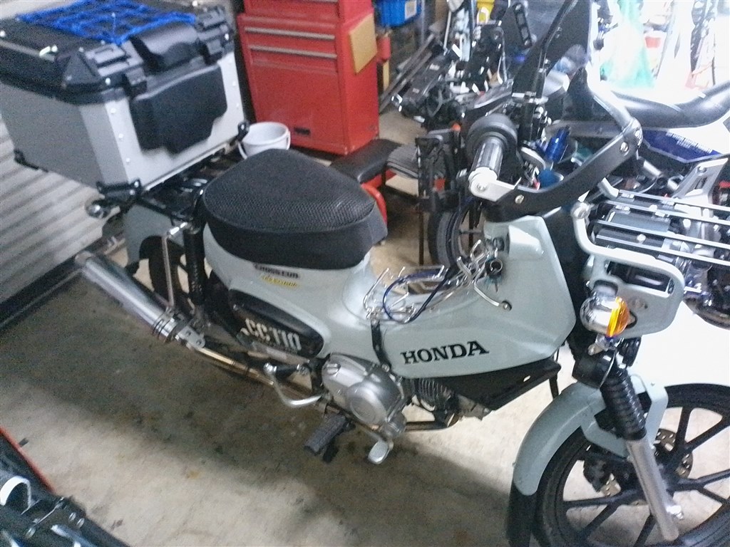 おじさん今更にカブ味を知り夢中です』 ホンダ クロスカブ110 DT1025