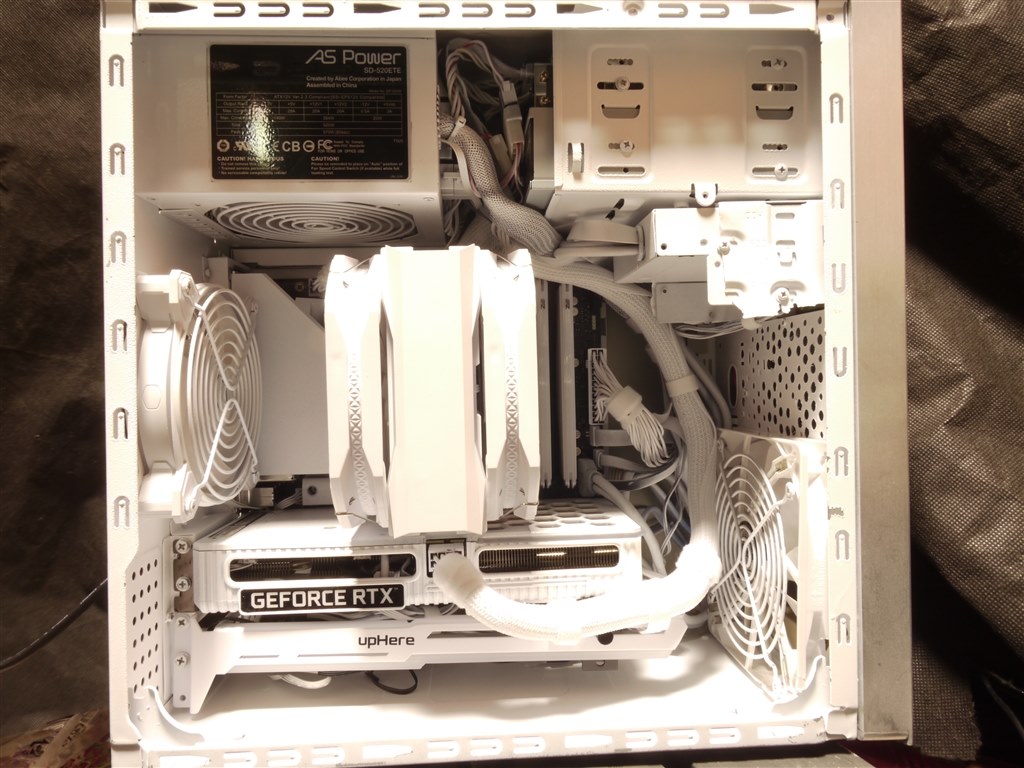マザーボード B650M PG Riptide WiFi White + 7800x3D マザーボード(Socket AM5) B650M PG Riptide WiFi White [MicroATX