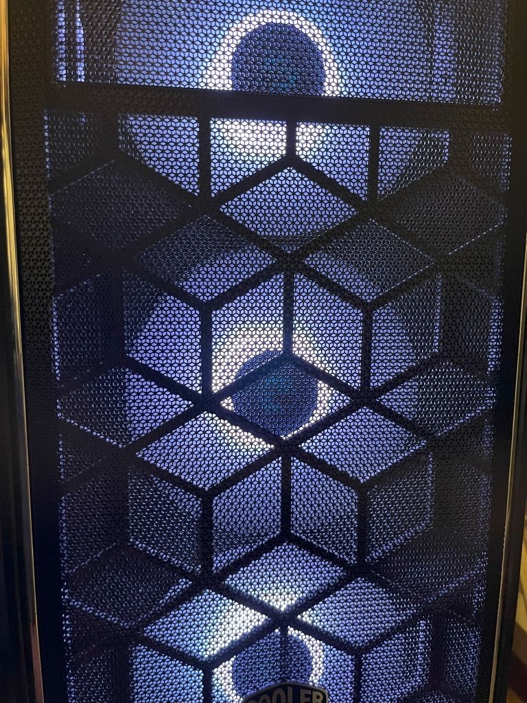 似て非なるもの。』 DEEPCOOL LE720 R-LE720-BKAMMN-G-1