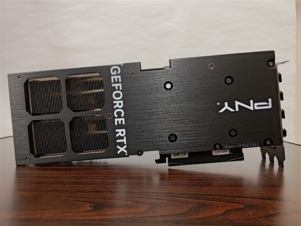 PNY GeForce RTX 4070 Ti 12GB VERTO LED トリプルファン