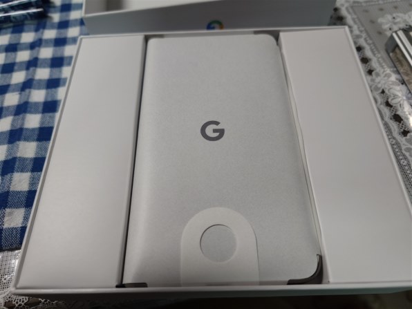 最終価格 Google Pixel Fold SIMフリー Porcelain