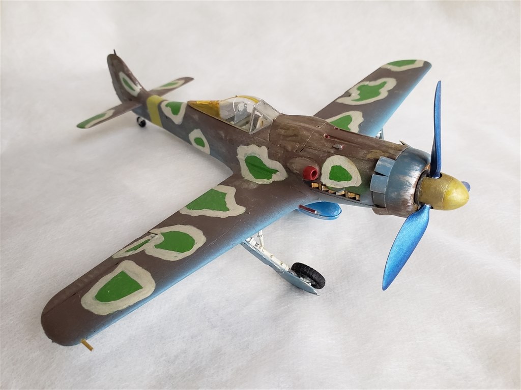 ムスタングです。1/48 スピットファイアMkⅧ (プラモ 完成品) Amazon | タミヤ 1/48 傑作機シリーズ No.119 スーパーマリン