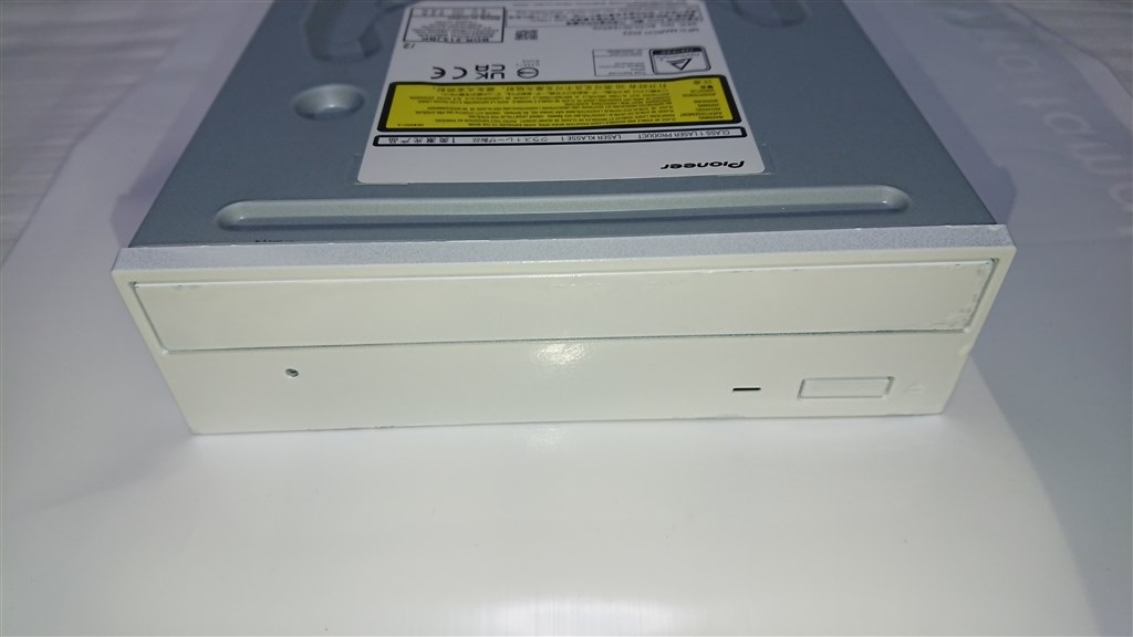 白色PCケースへの実装』 パイオニア BDR-213JBK [ブラック