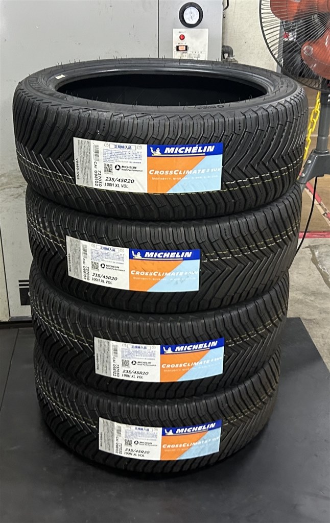 ALENZAからの履き替え』 MICHELIN [1本] CROSSCLIMATE 2 SUV 235/45R20