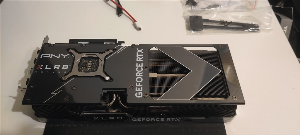 冷却力◎品質◎デザイン〇』 PNY GeForce RTX 4070 Ti 12GB XLR8