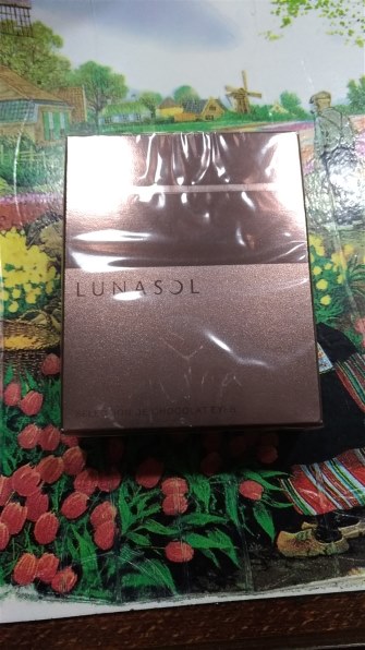 カネボウ ルナソル セレクション・ドゥ・ショコラアイズ 02 Chocolat