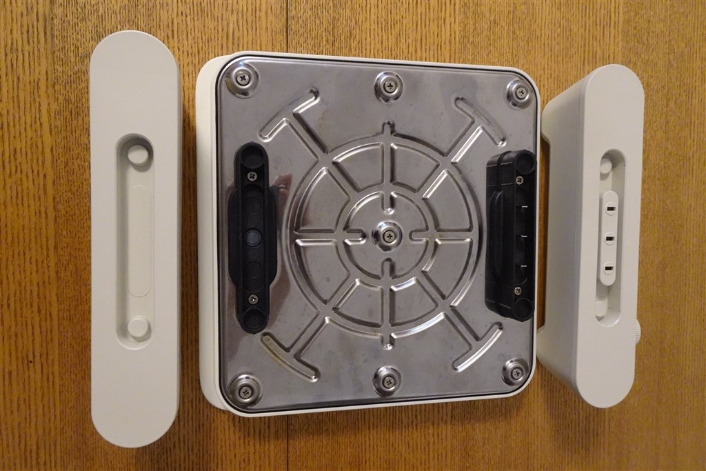 気軽に使えるMagic GrillのSサイズにホワイトモデルが登場