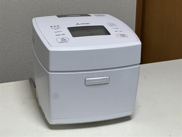 三菱電機 本炭釜 NJ-VW10F-B [炭漆黒] 価格比較 - 価格.com