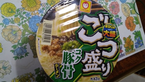 東洋水産 ごつ盛り コク豚骨ラーメン 115g ×12食投稿画像・動画 - 価格.com