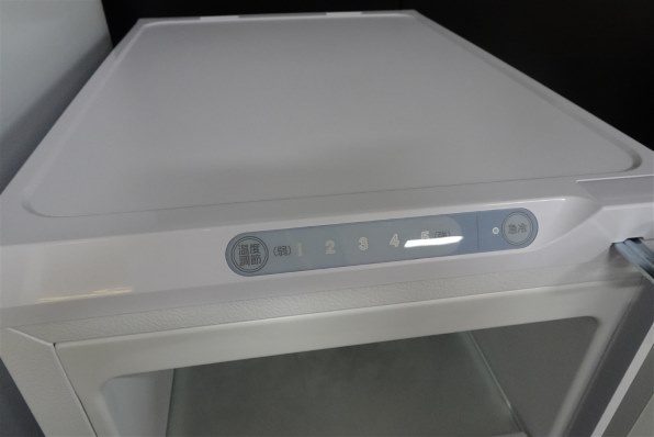 TAKE2GOOD アイリスオーヤマ IUSN-S12A-W 2024年製 スリム冷凍庫 120L