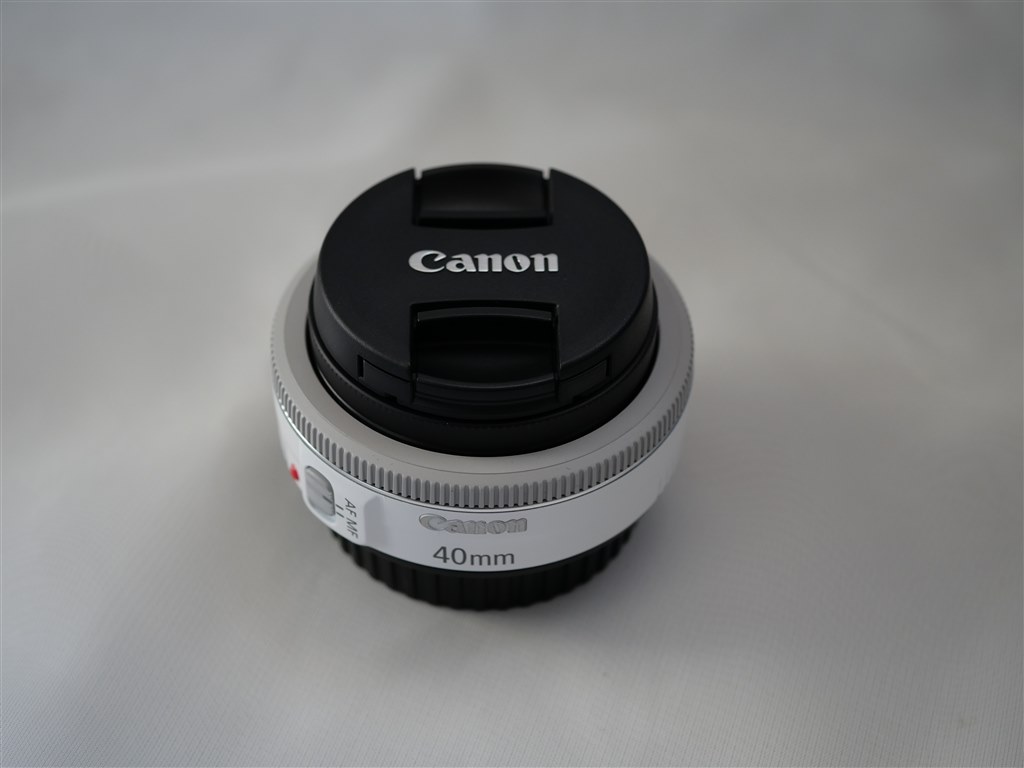 造りもよく、汎用性も高いので気に入っています。』 CANON ES-52 造りもよく、汎用性も高いので気に入っています。』 CANON ES-52