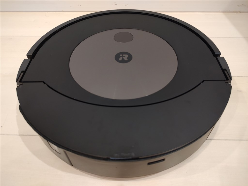 掃き掃除と拭き掃除を１台で。Roomba Comboの完成度高まる。』 iRobot ルンバ コンボ j9+ c975860  鈴木啓一さんのレビュー評価・評判 - 価格.com