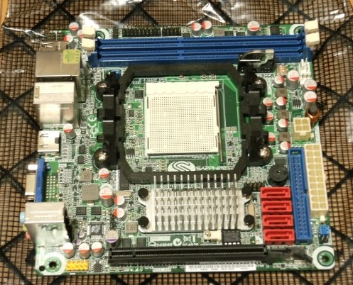 SAPPHIREのMini-ITX M/B』 SAPPHIRE IPC-AM3DD785G はじごんさん