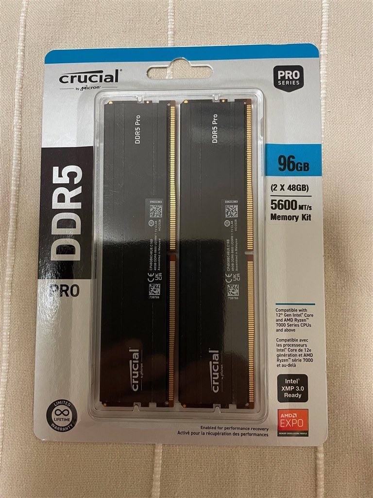 KLEVV 64GB DDR4 3200MHz 32GB x 2枚 メモリ 中古（KLEVV 64GB