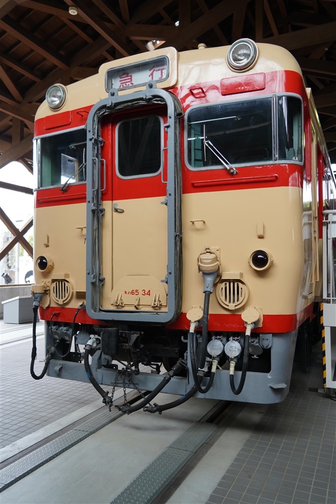 昔の気動車急行が再現されています』 カトー キハ58系 急行「土佐」 5