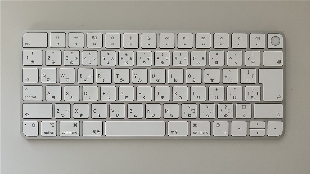 Touch ID付きのキーボードはやっぱり便利。』 Apple Magic Keyboard 