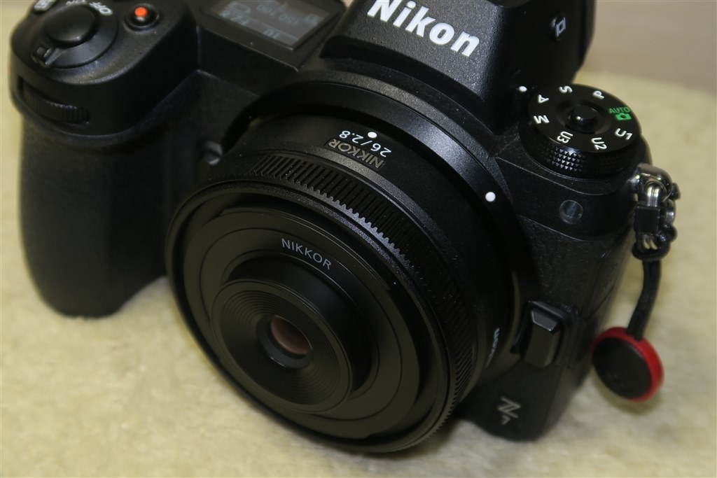 専用フードが必須のレンズです』 ニコン NIKKOR Z 26mm f/2.8 専用フードが必須のレンズです』 ニコン NIKKOR Z 26mm f/2.8