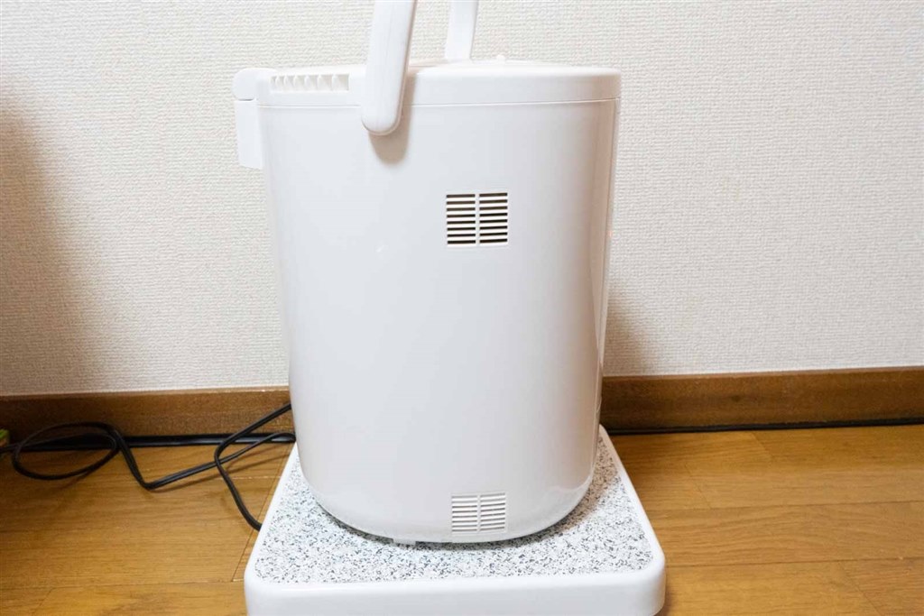 清潔で清掃が簡単な加湿器』 象印 EE-RS50-WA [ホワイト] zukatoさんの