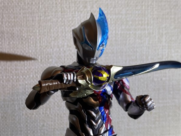 BANDAI S.H.Figuarts ウルトラマンブレーザー投稿画像・動画 - 価格.com