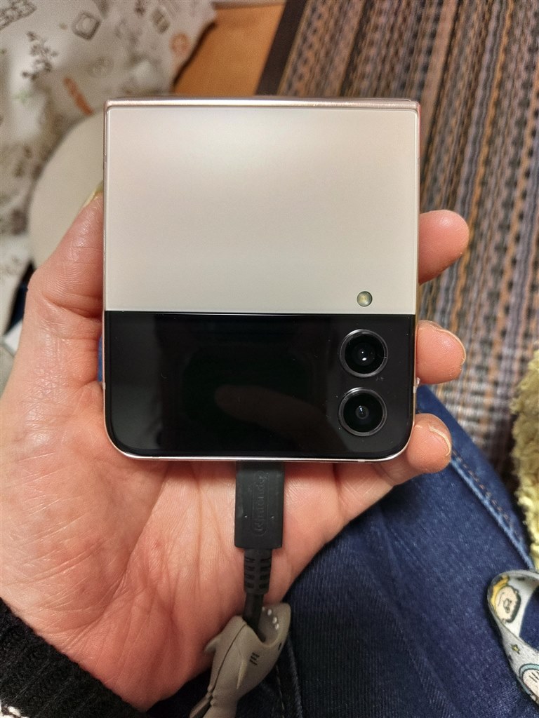 届いたばかりの新機種なのに、充電出来ず電源つかず』 サムスン Galaxy