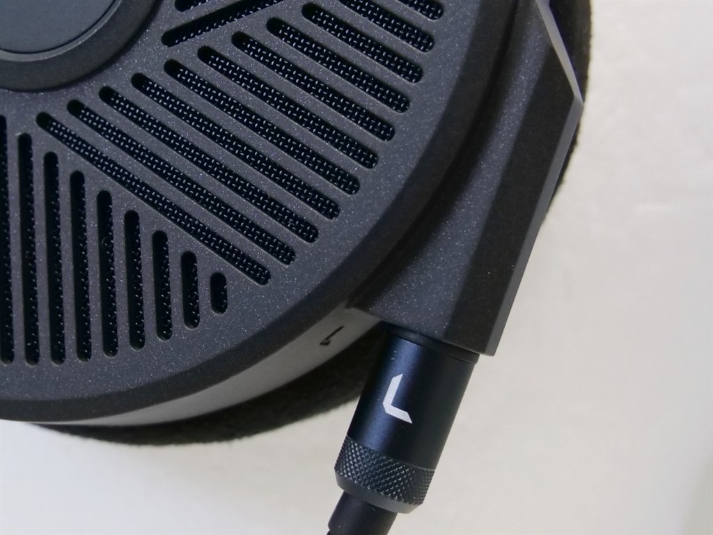 リーズナブルな価格で鳴らしやすい平面磁界型！』 FiiO FT5 FIO