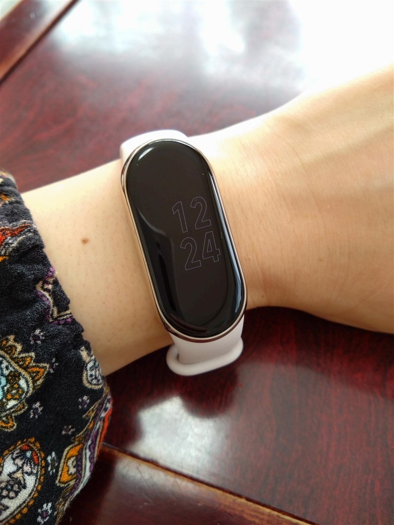 Xiaomi Smart Band 8 ゴールド 本体 Xiaomi Smart Band 8 ゴールド スマートウォッチ 本体