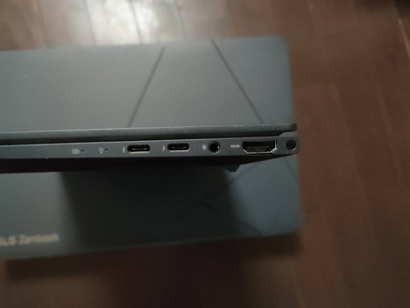 バッテリーを削ってコスパと性能に振ったモデル』 ASUS Zenbook 14X