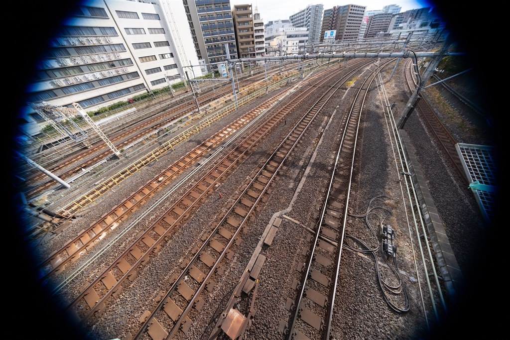 35mm判でのケラレ』 SONY E PZ 10-20mm F4 G SELP1020G とんでも 35mm判でのケラレ』 SONY E PZ 10-20mm F4 G SELP1020G とんでも