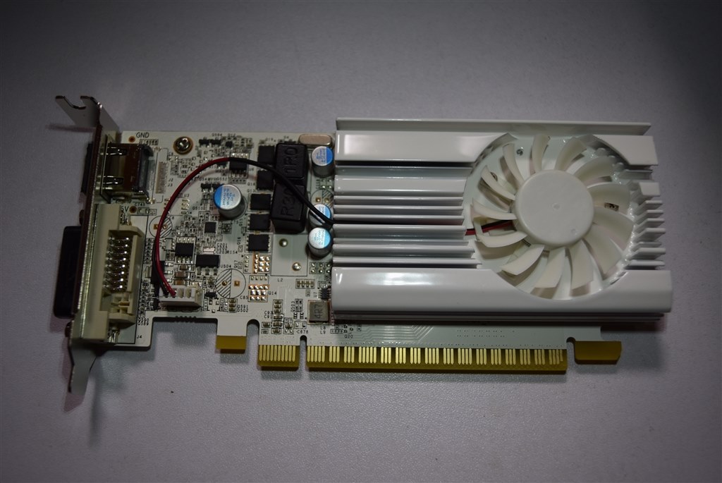 ゲーム用ではないが軽いゲームはできる』 玄人志向 GF-GT1030